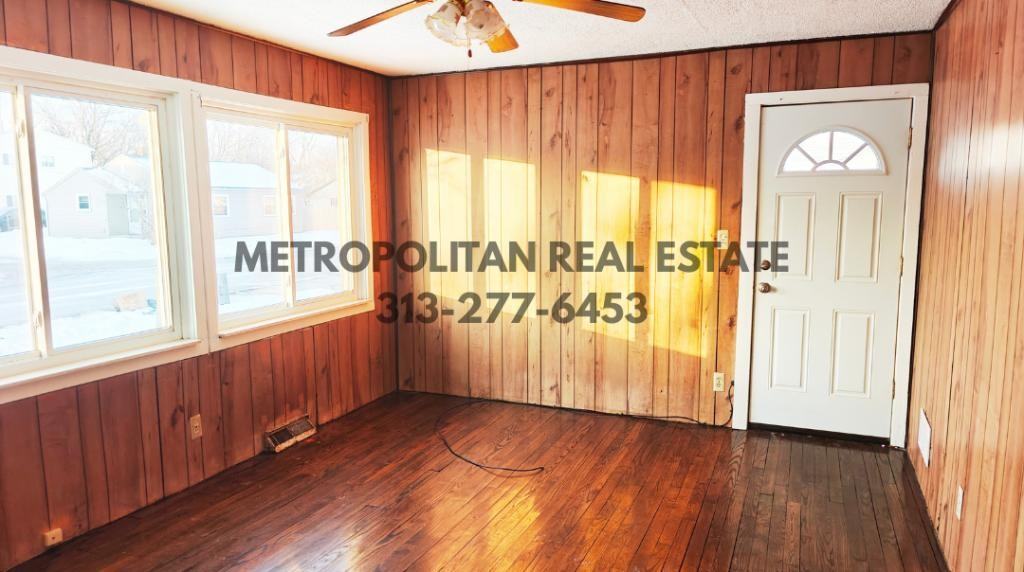 32272 Iron Ct - Photo 2 of 11