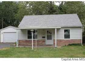 featured image of 3064 Louise Ln