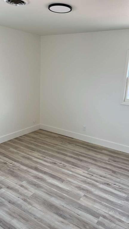 107 N Russell St #2 - Photo 3 of 6