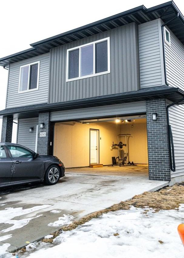 6040 Kodiak Ln - Photo 2 of 50