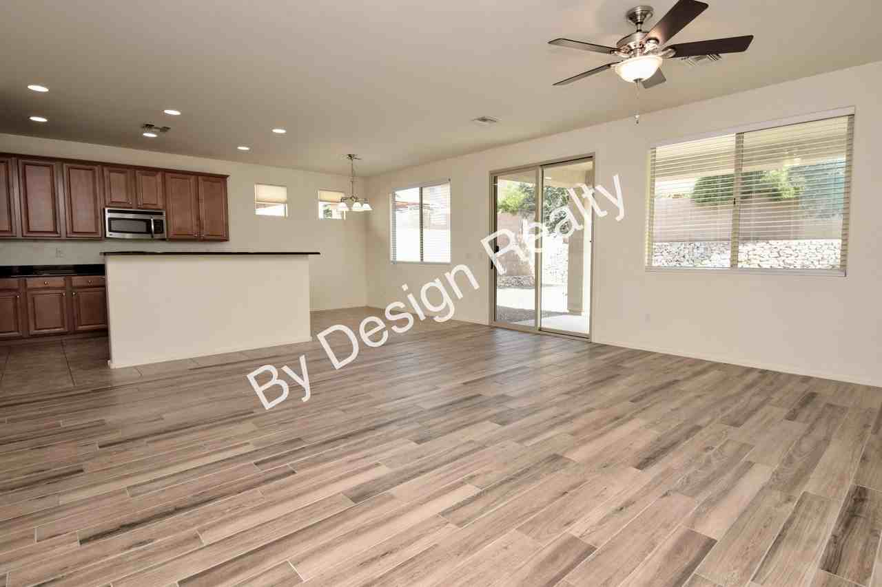 8326 N Winding Willow Way - Photo 2 of 28