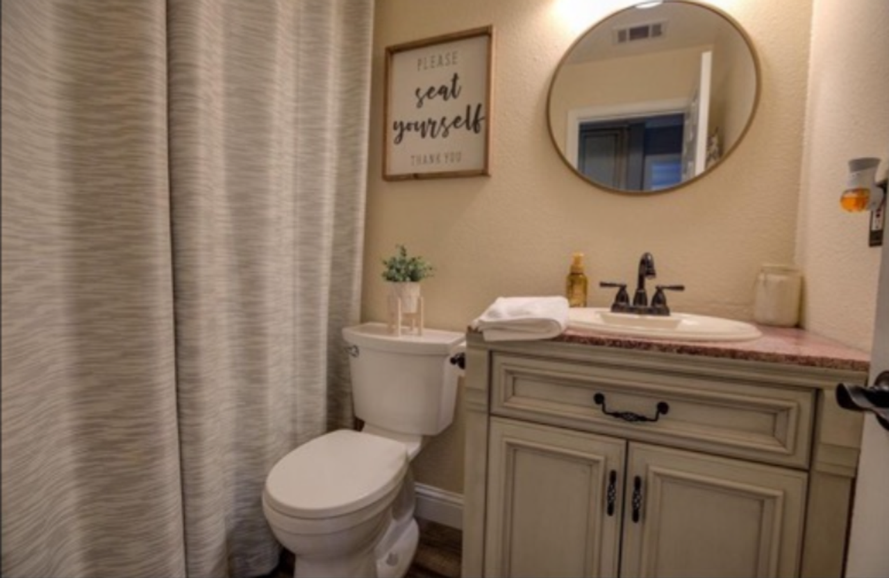 12106 Washington Rd - Photo 5 of 11