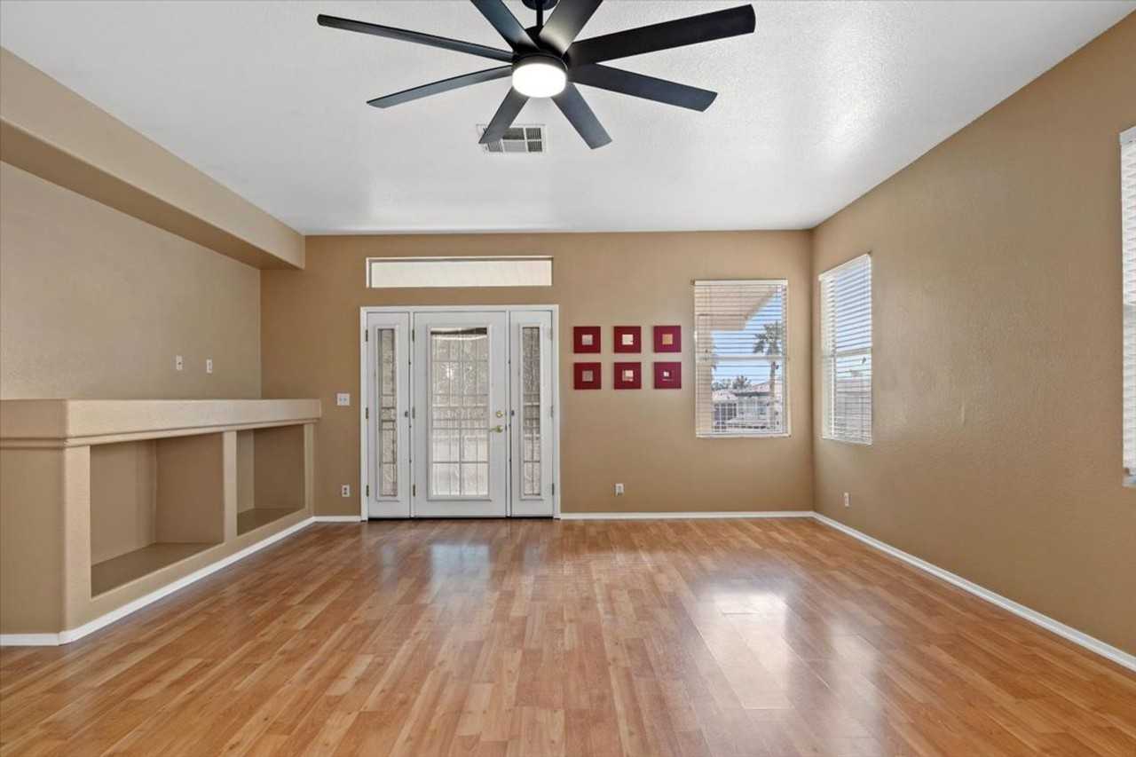 7904 Smokey Ridge Ct - Photo 7 of 21