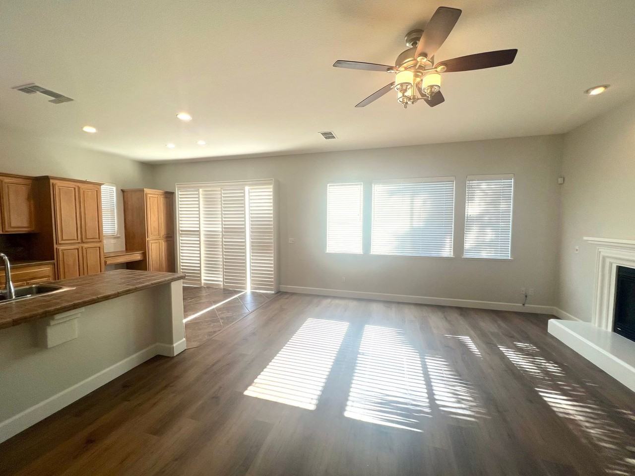721 Bluestone Cir - Photo 5 of 22