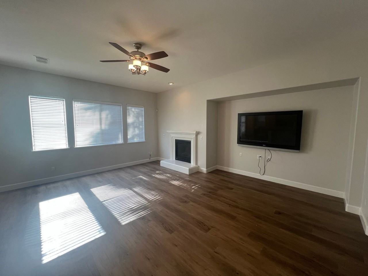 721 Bluestone Cir - Photo 6 of 22