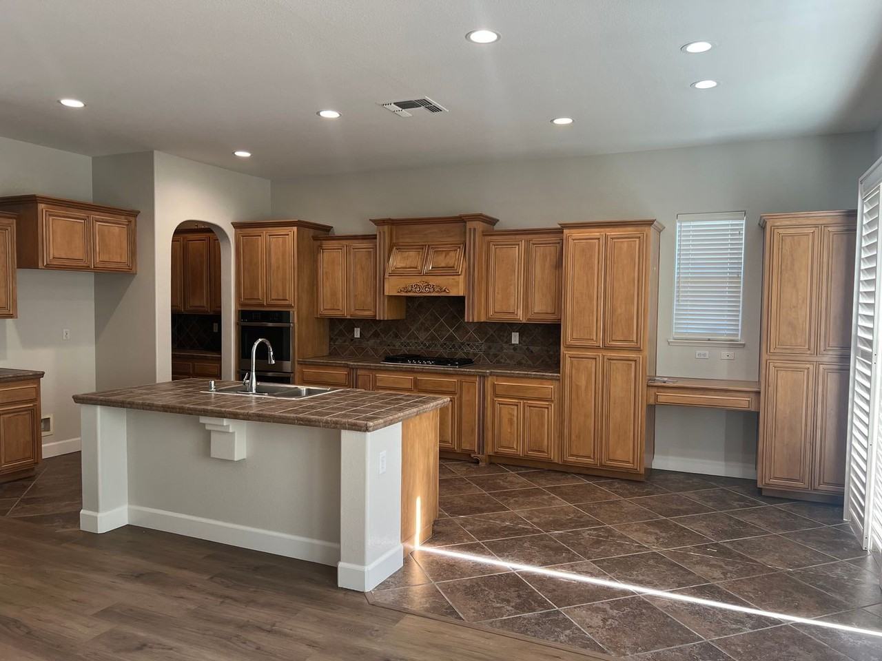 721 Bluestone Cir - Photo 7 of 22