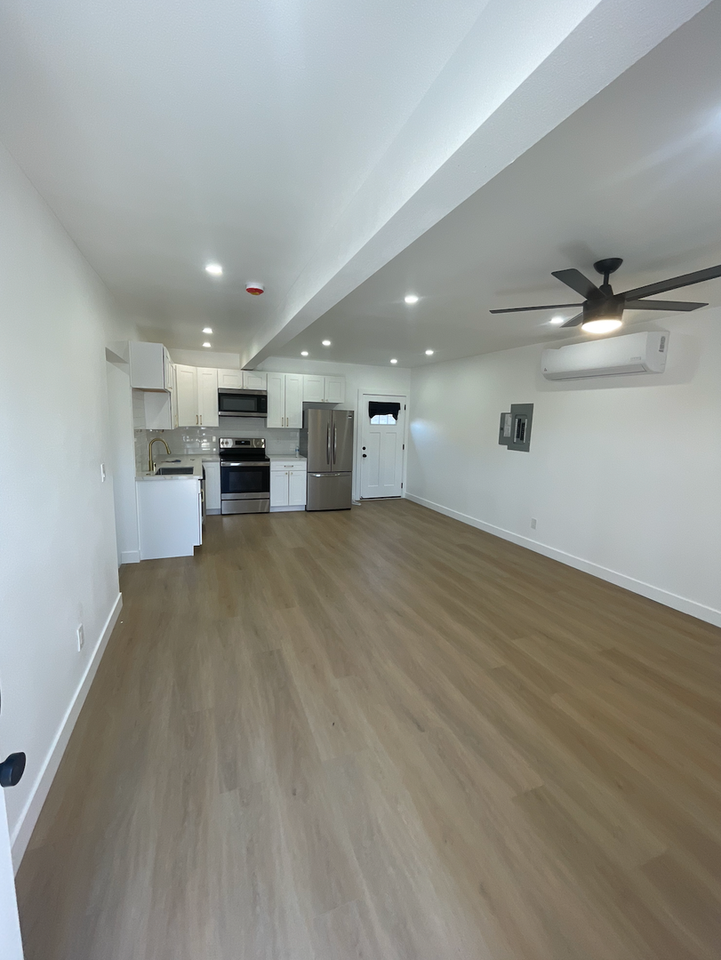 1336-38 Grove Ave - Photo 3 of 25