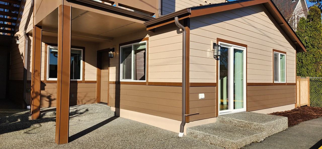 3213150 - Photo 2 of 43