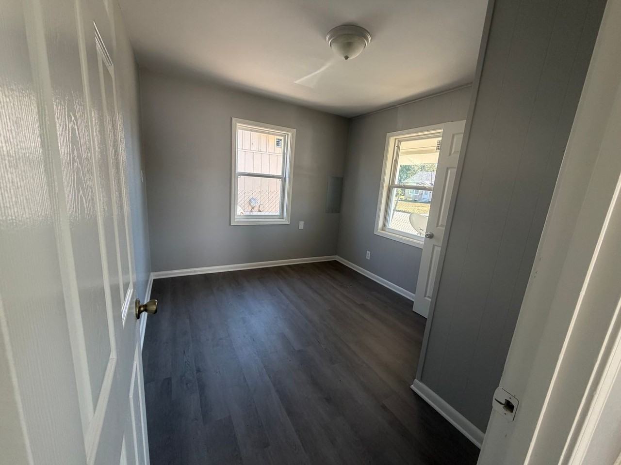 1019 Alamo St - Photo 5 of 10