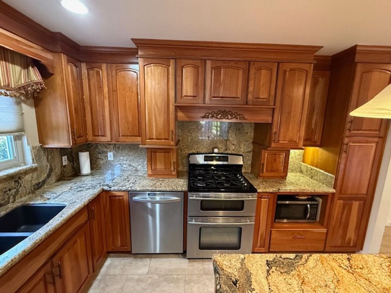 4741 Golden Rd - Photo 4 of 12