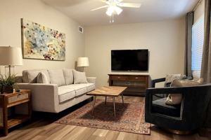 featured image of 2216 Church St