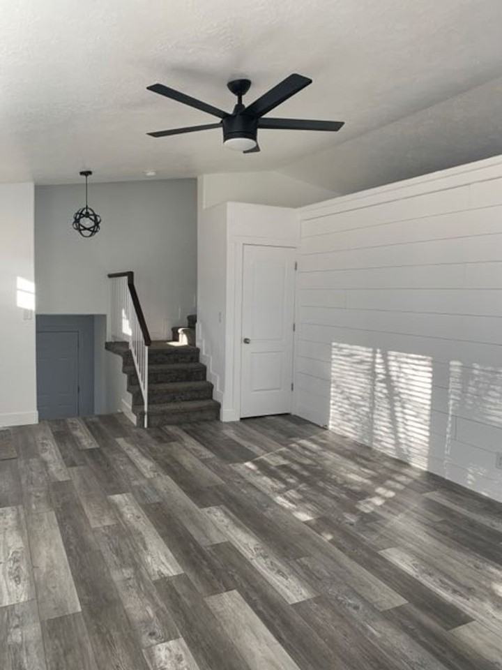 3721 Marigold Way - Photo 4 of 16