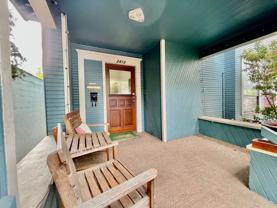 Charming Belmont Apartment 1 bedroom 1 bath  2412 SE Belmont Portland, Oregon Apt. #C - Photo 1 of 1