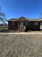 featured image of 401 E Adams St