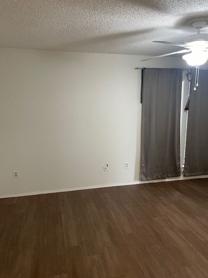 1106 Brighton Dr #C - Photo 6 of 16