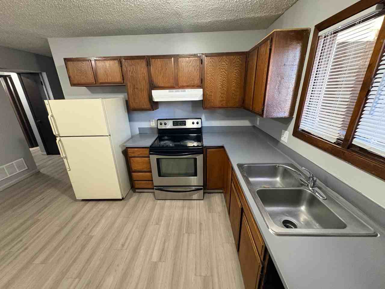 1528 S. 19th - Photo 7 of 29