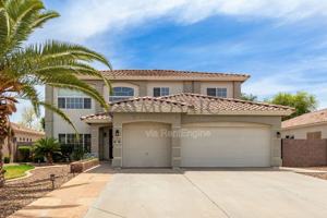 featured image of 883 E Powell Way