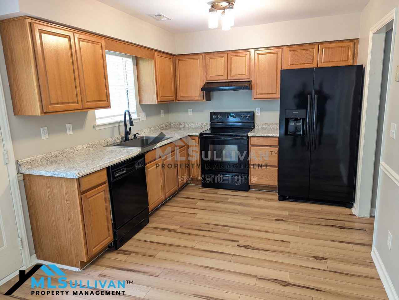 7 Albert Ct - Photo 5 of 14