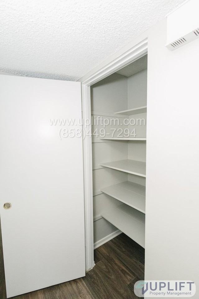 5757 College Ave #BB - Photo 5 of 11