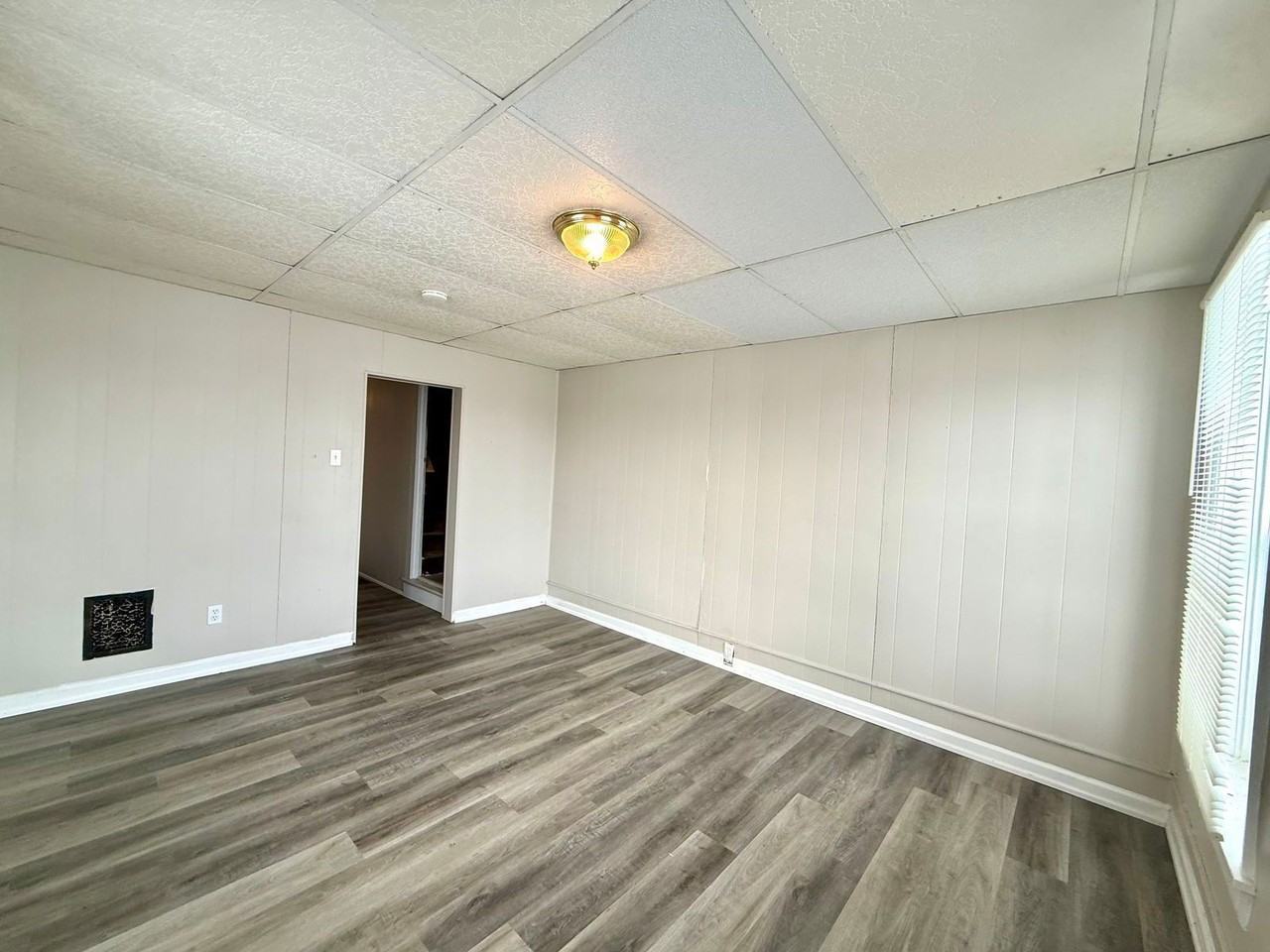 528 Market St #2 - Photo 3 of 10