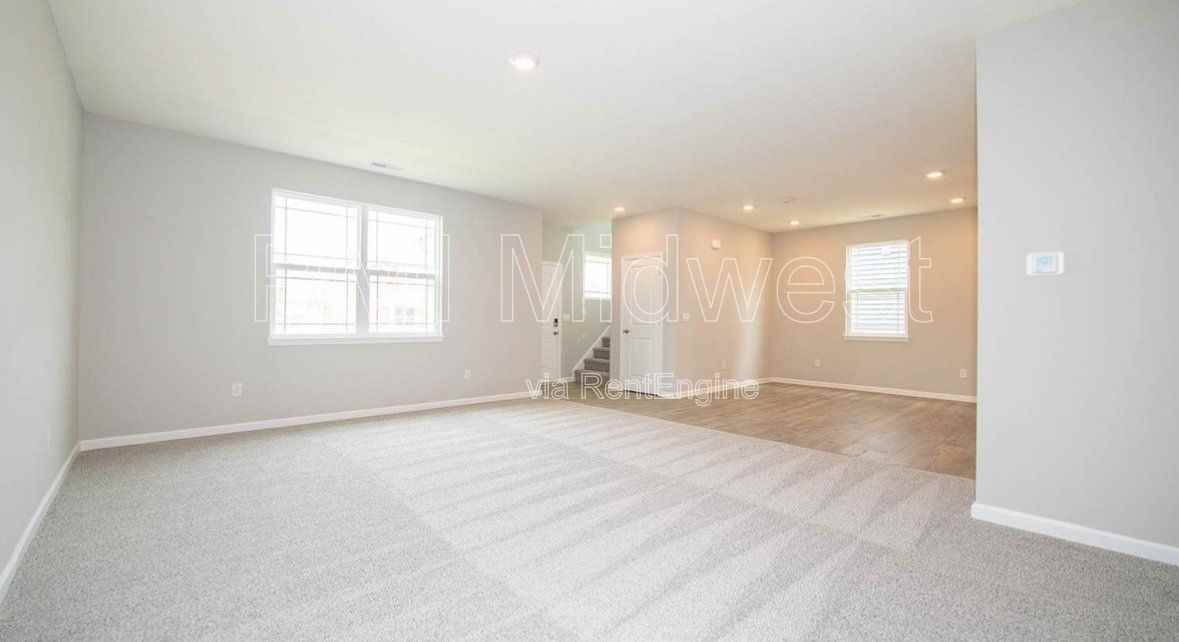 2557 Lamar Dr - Photo 7 of 44