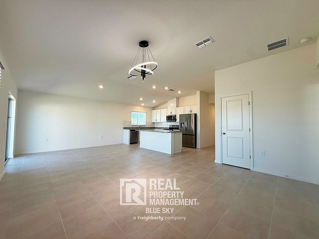 14603 Abasail Ln - Photo 7 of 26