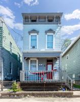 featured image of 2222 Flora St