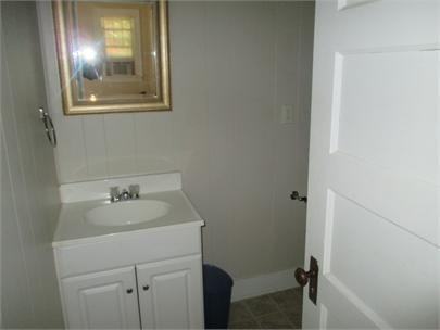 203 S Cravens St #2 - Photo 3 of 17