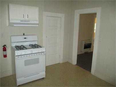 203 S Cravens St #2 - Photo 6 of 17