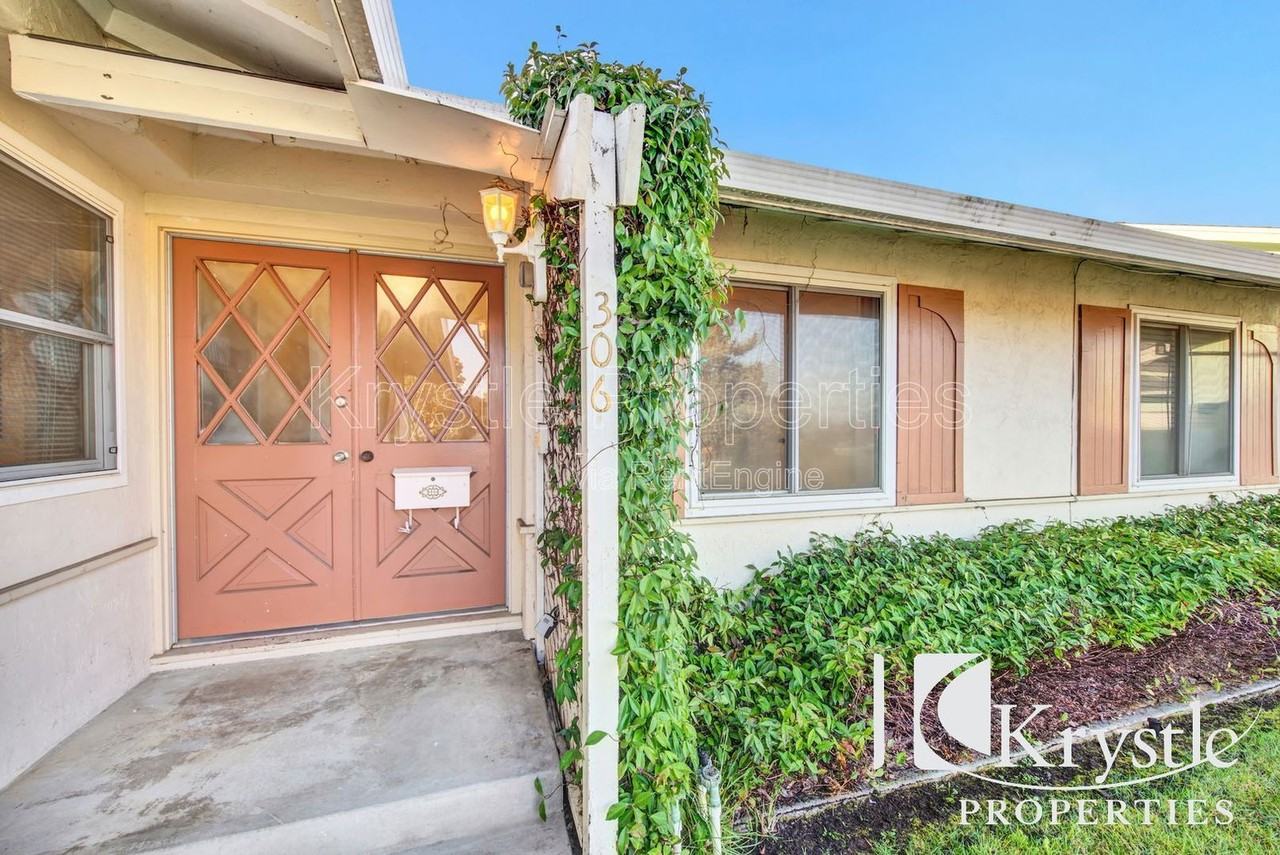 306 Keats Dr - Photo 7 of 31