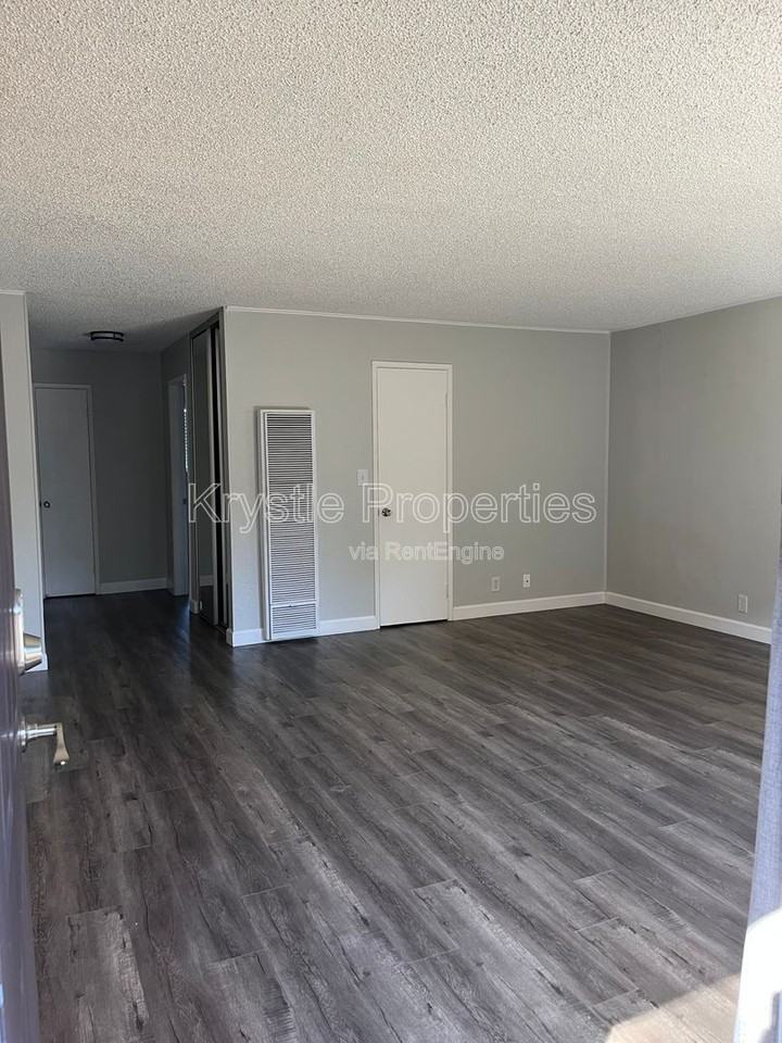 1060 Oak Grove Rd #59 - Photo 2 of 17