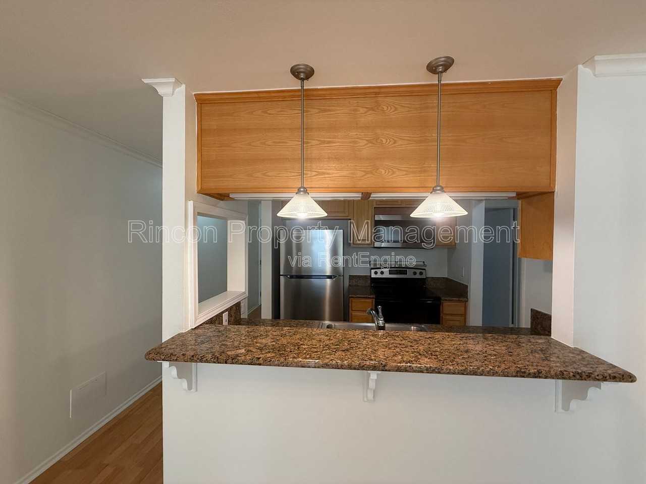 236 E Surfside Dr - Photo 5 of 20