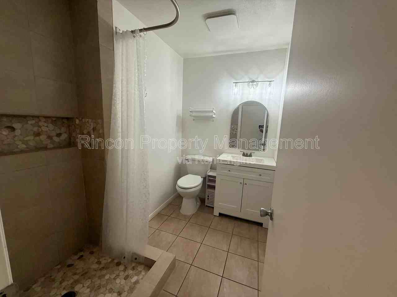 236 E Surfside Dr - Photo 7 of 20