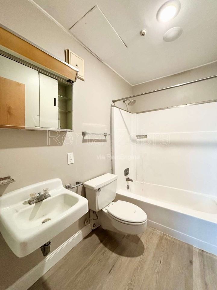 3745 Hospital Rd #108 - Photo 6 of 8