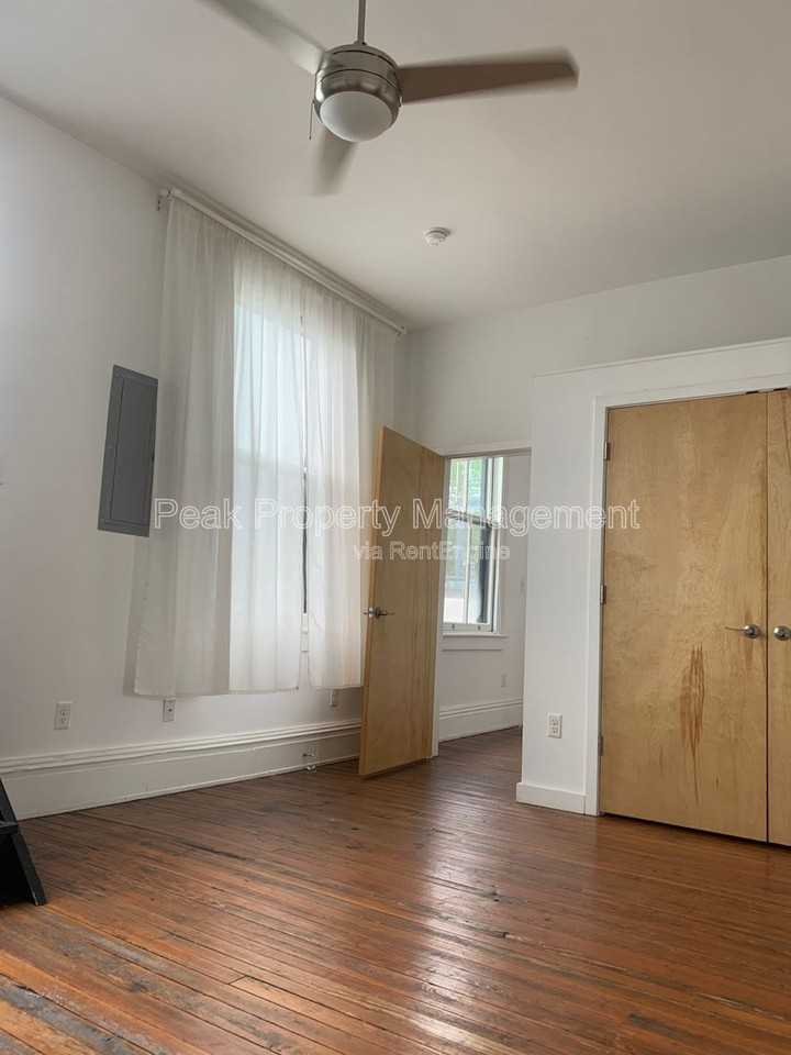 1315 Hull St #208 - Photo 6 of 17