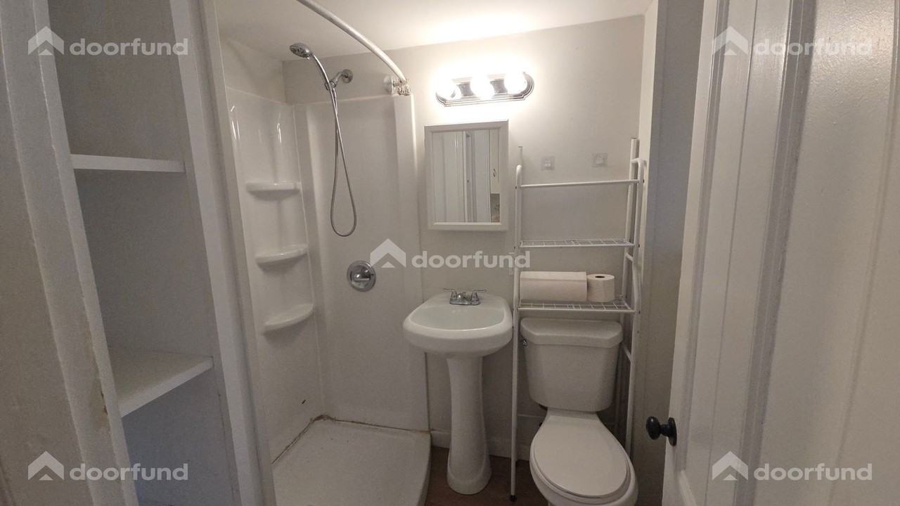 46 E Main St #2 - Photo 3 of 11