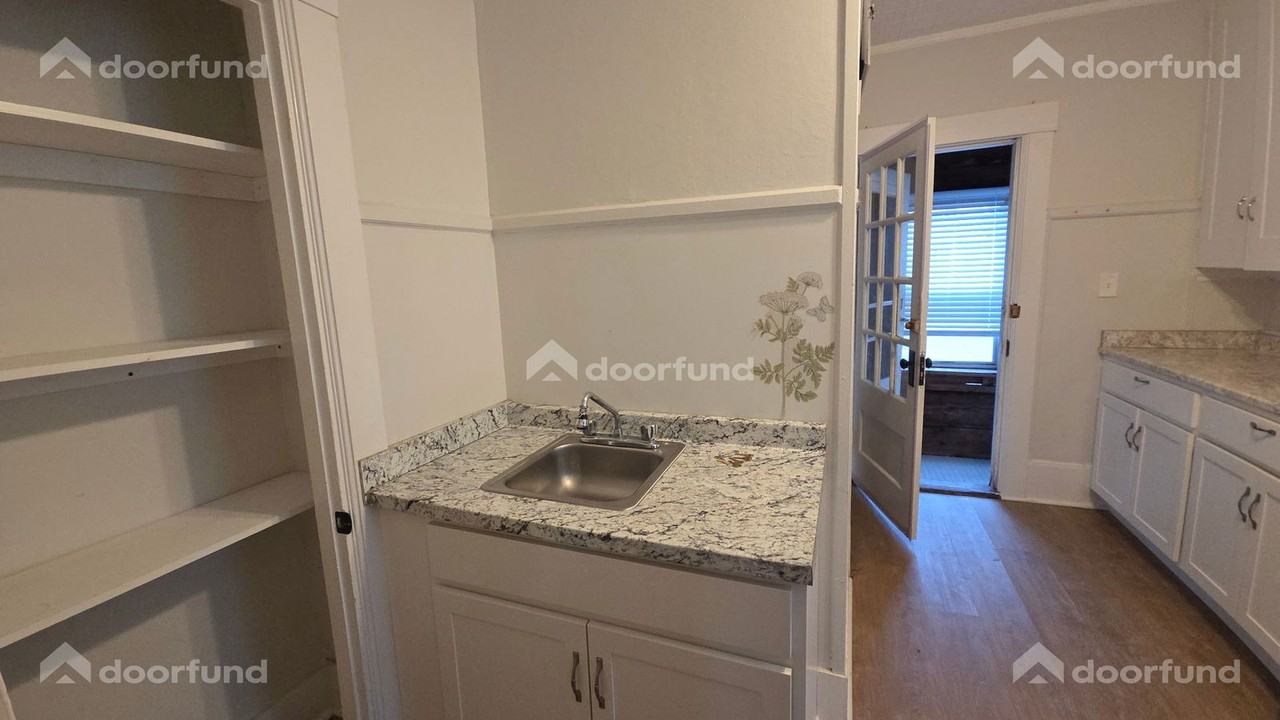 46 E Main St #2 - Photo 7 of 11