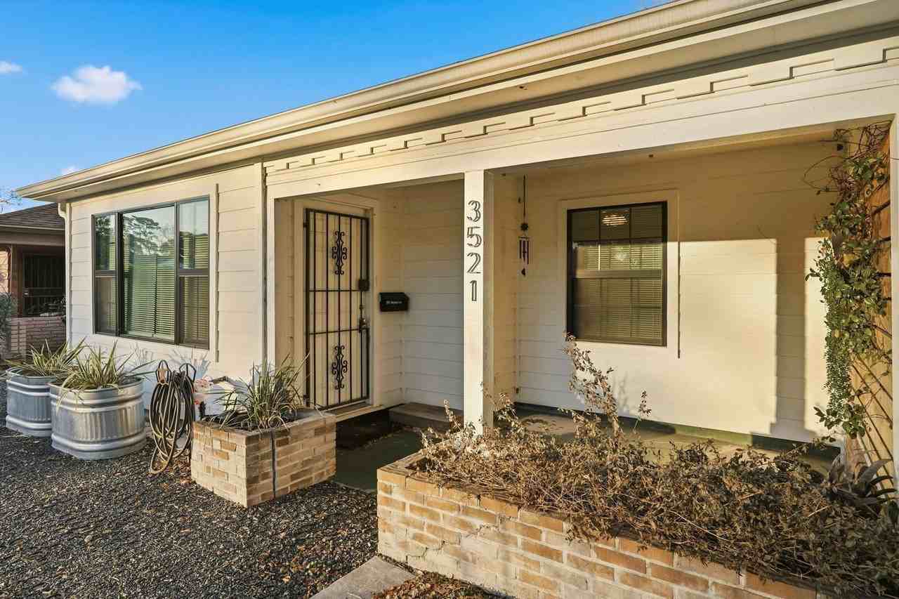 3521 Burgundy Ln - Photo 3 of 25