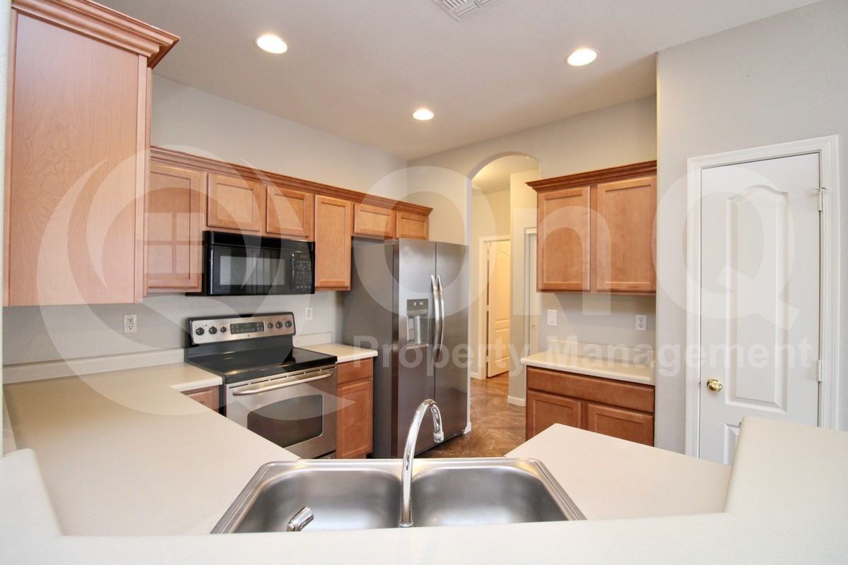 3660 E Derringer Way - Photo 3 of 23