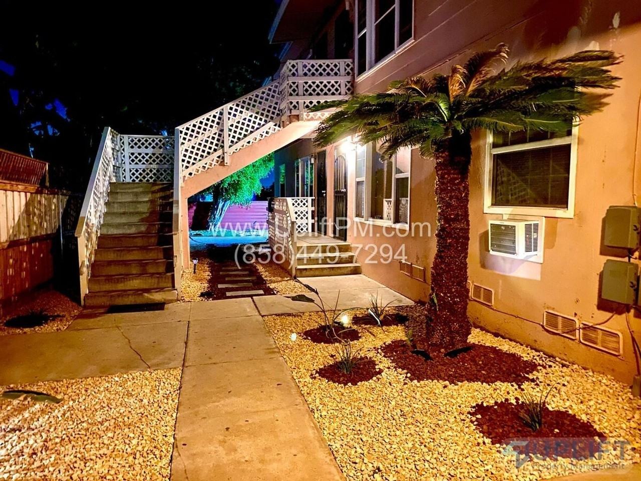 4831 Castle Ave - Photo 4 of 48