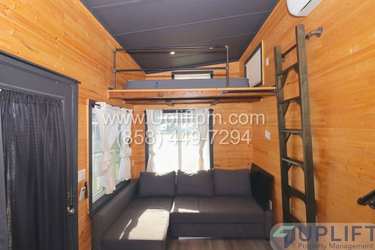 2030 Black Canyon Rd #6 - Photo 3 of 14