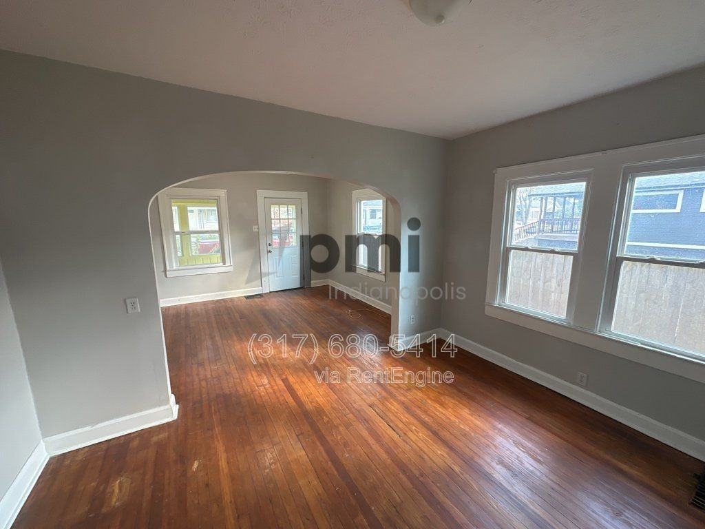 1504 S Randolph St - Photo 6 of 11