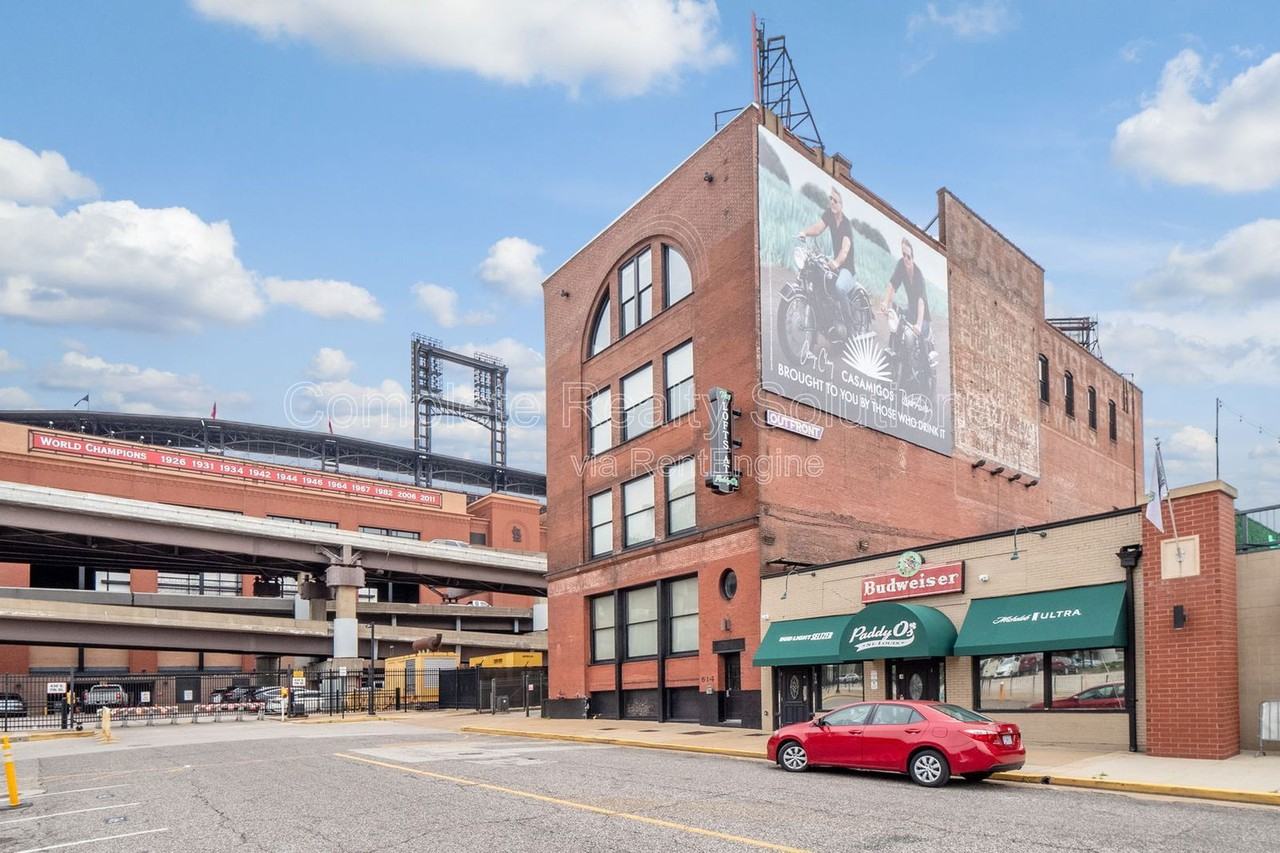 614 S 7th St #102 - Photo 2 of 17