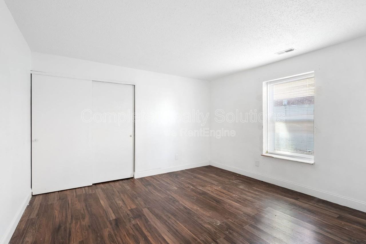 330 Mount Everest Dr #D - Photo 7 of 14