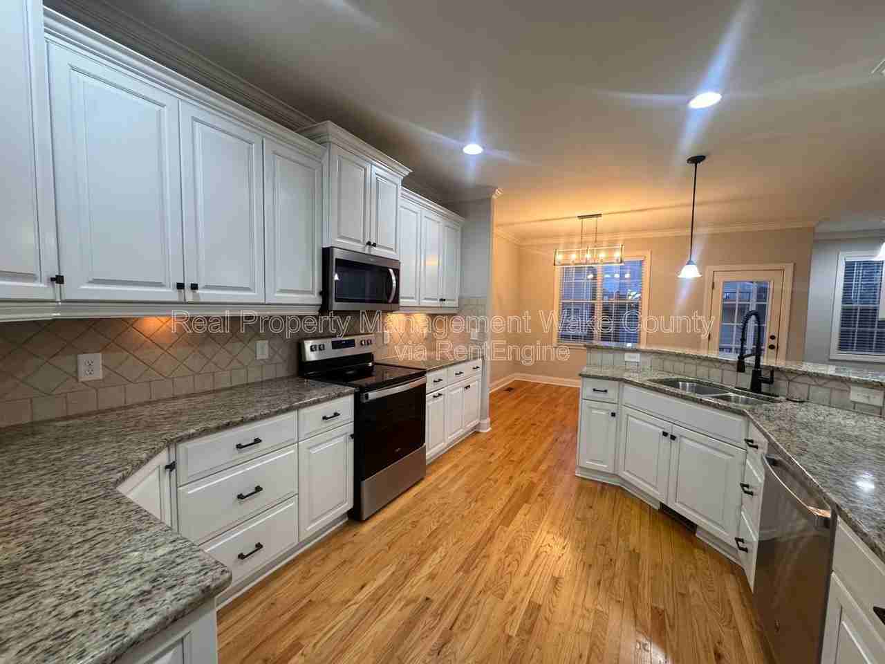 441 Heritage Village Ln - Photo 4 of 45