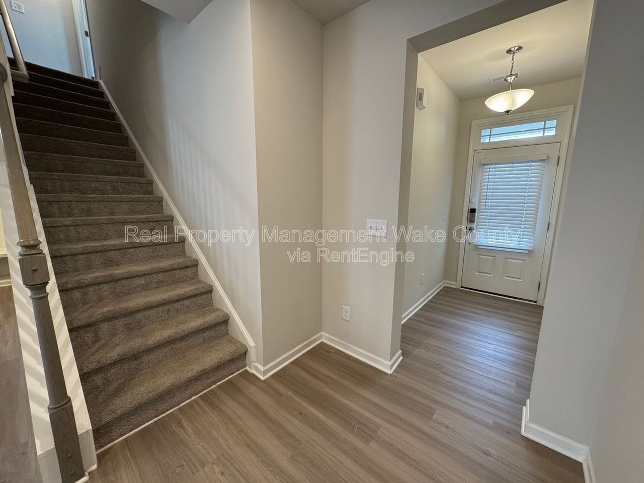 122 Roebuck Ln - Photo 6 of 36