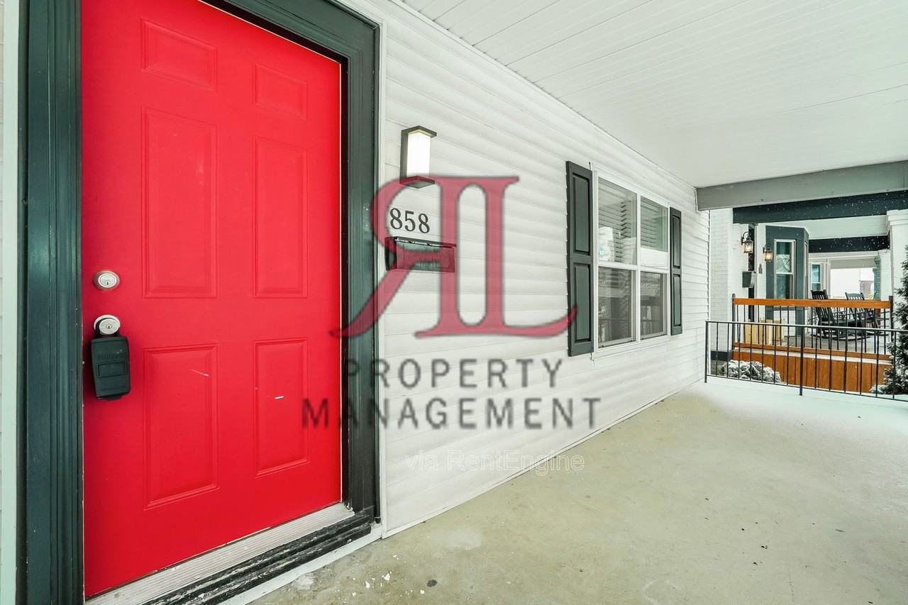 858 S Ohio Ave - Photo 6 of 24