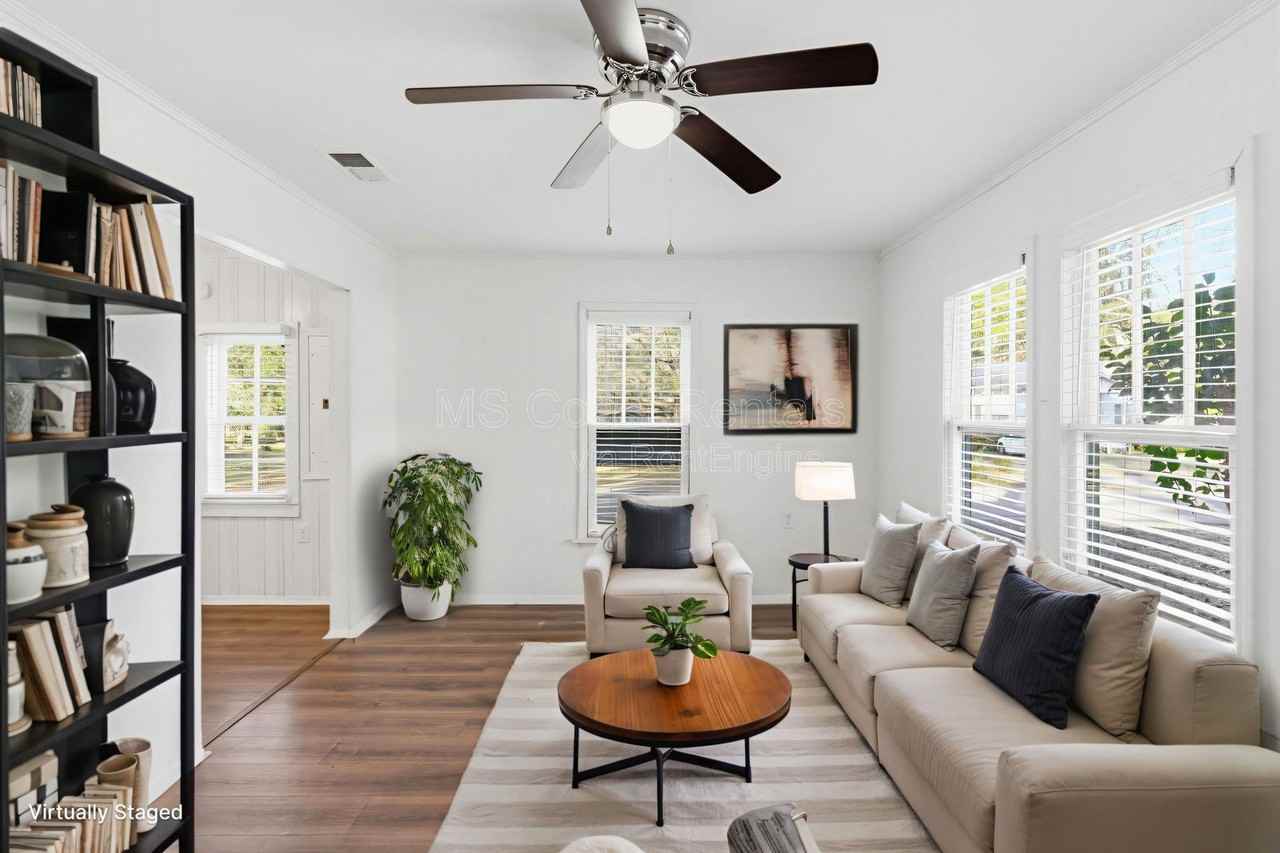 20 Martha Ave - Photo 5 of 33