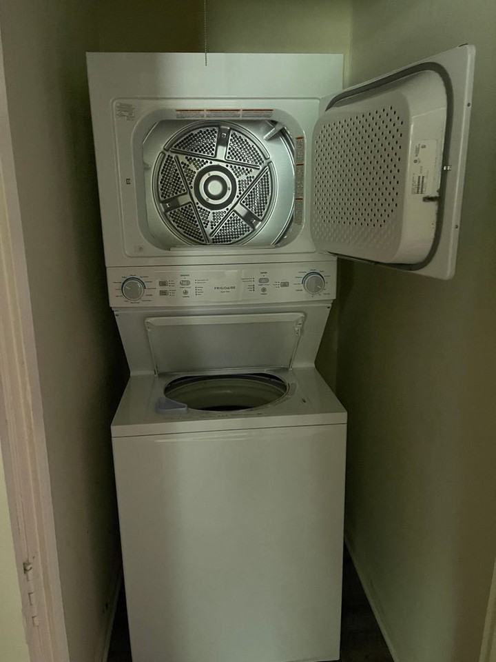 2004 Warren Ave #G - Photo 5 of 5