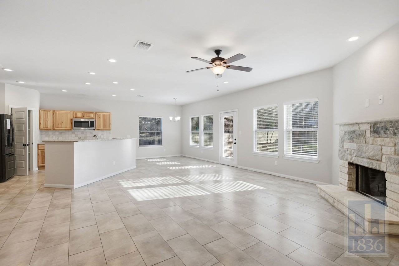 14605 Running Deer Trl - Photo 2 of 50